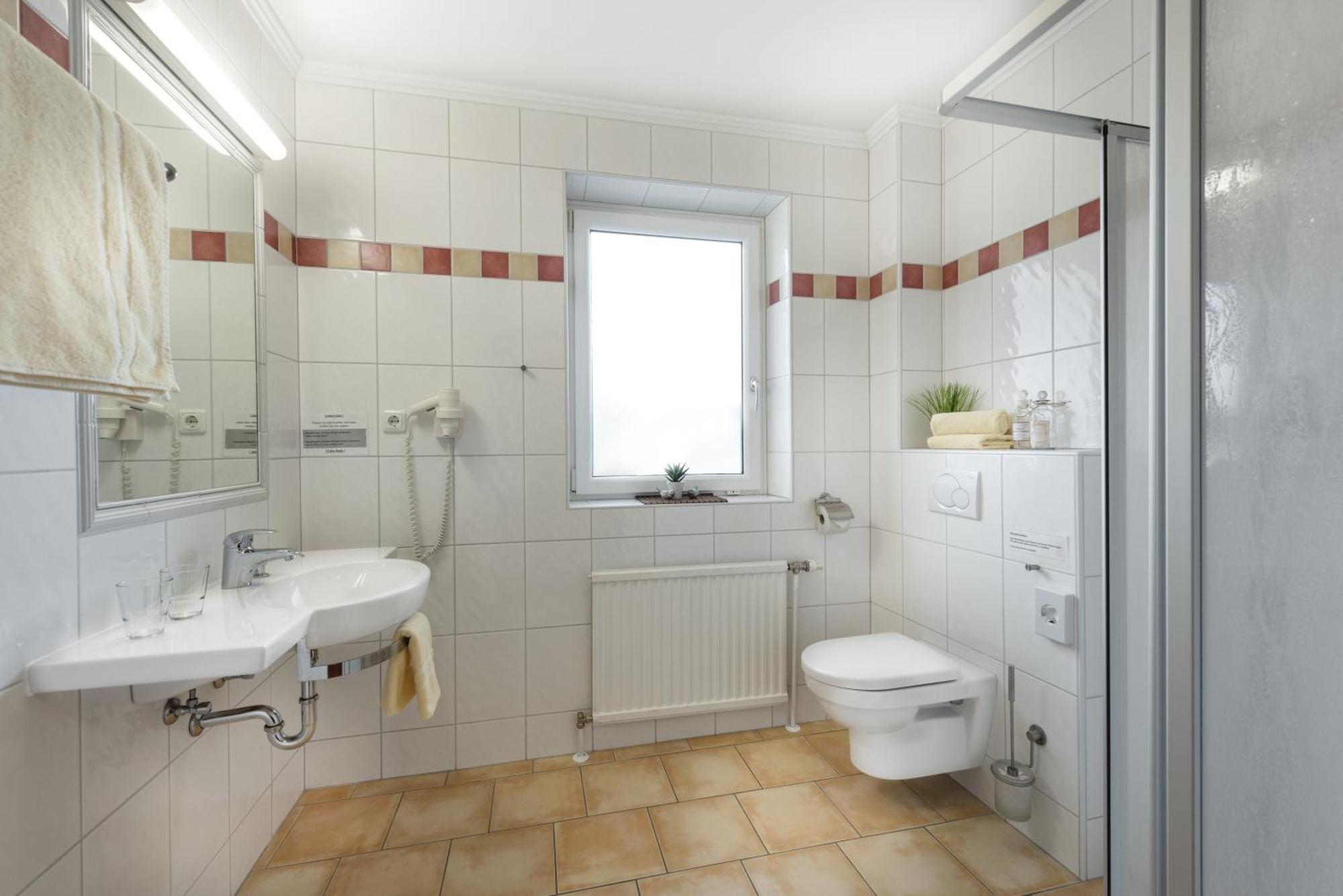 Hotel Lohninger-Schober Sankt Georgen im Attergau Kamer foto